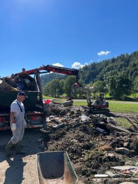 Prostovoljci petek 3